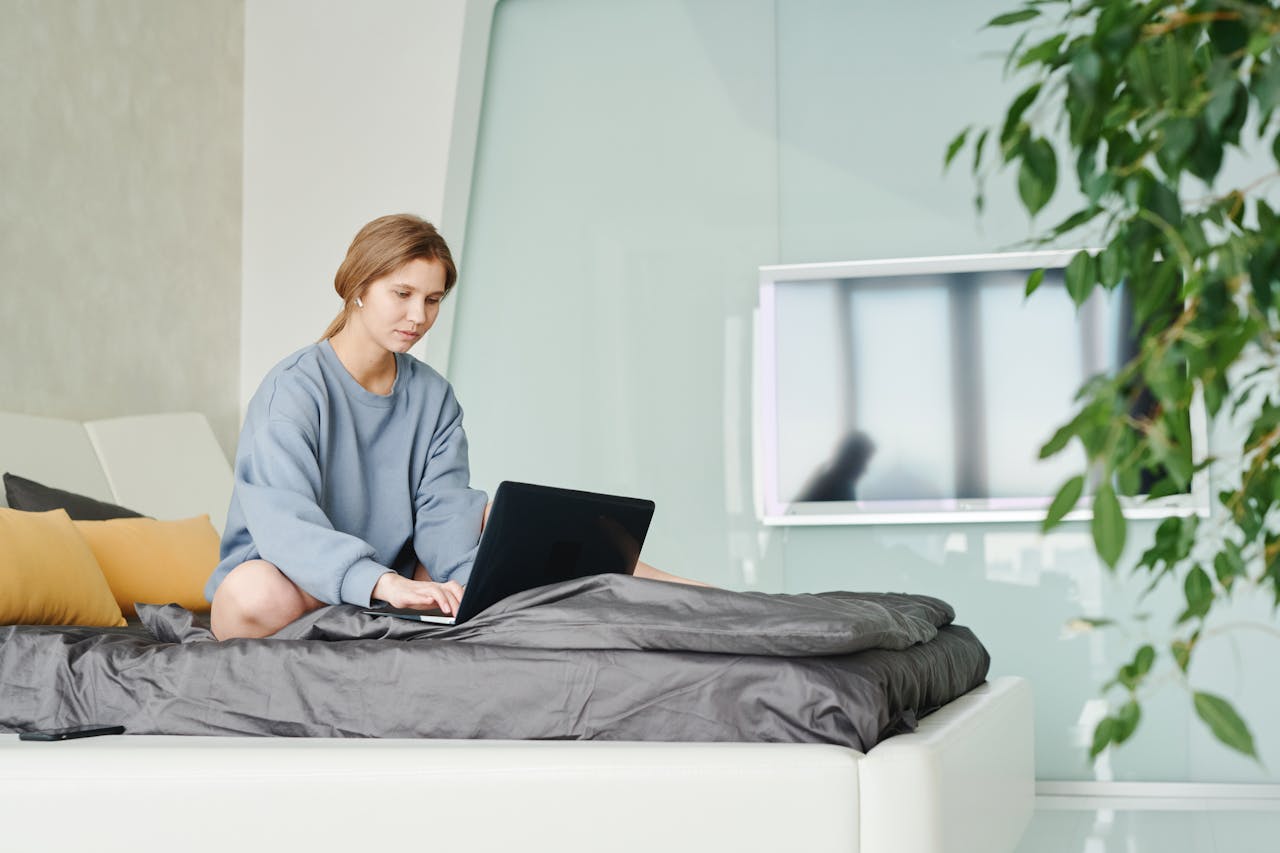 What is a good work from home routine?